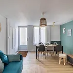 Villa Maison De En Plein Centre Avec Terrasse