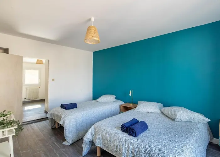 Maison De En Plein Centre Avec Terrasse * Poitiers