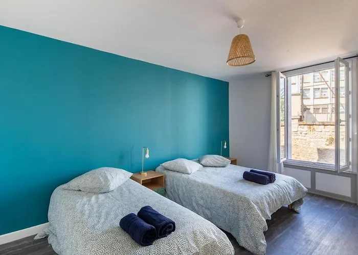 Maison De En Plein Centre Avec Terrasse Poitiers